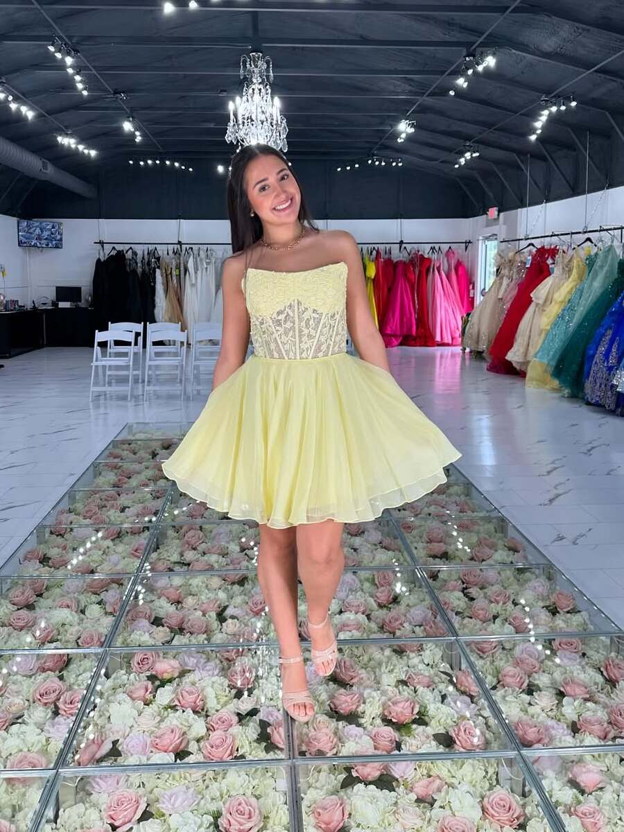 Strapless A Line Appliques Chiffon Short Homecoming Dress