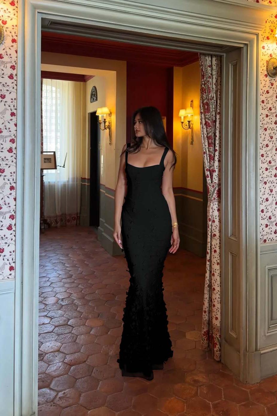 Straps Sleeveless Long Mermaid Evening Formal Dress With Appliques Pleated