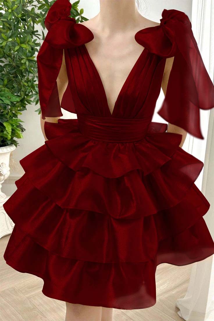 Straps V Neck Sleeveless Short Homecoming Dress With Ruffles