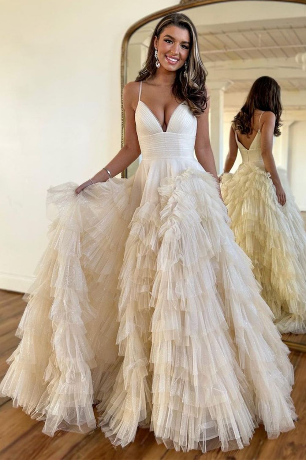 Princess A Line Spaghetti Straps Zipper Back Black Long Tulle Prom Dress
