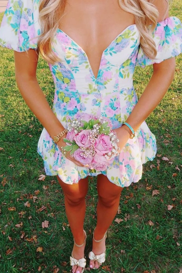 Stunning A Line Sweetheart Blue Printed Short Homecoming Dress with Bowknot