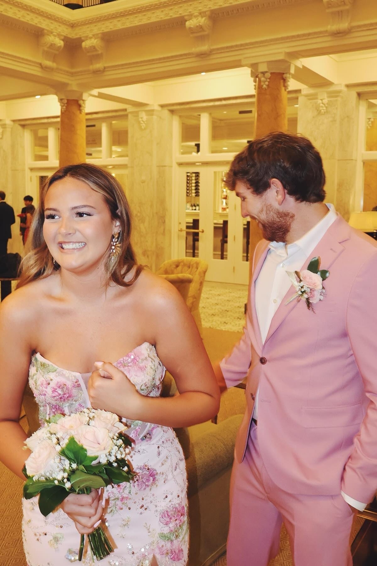 Stunning Mermaid Sweetheart Light Pink Corset Prom Dress with Appliques