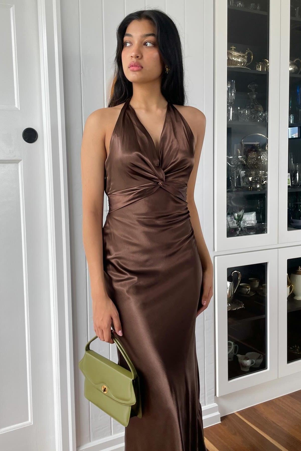 Suzhoufashion Stylish Sheath V Neck Green Long Party Dress With Open Back Bowknot Formal Evening Gown