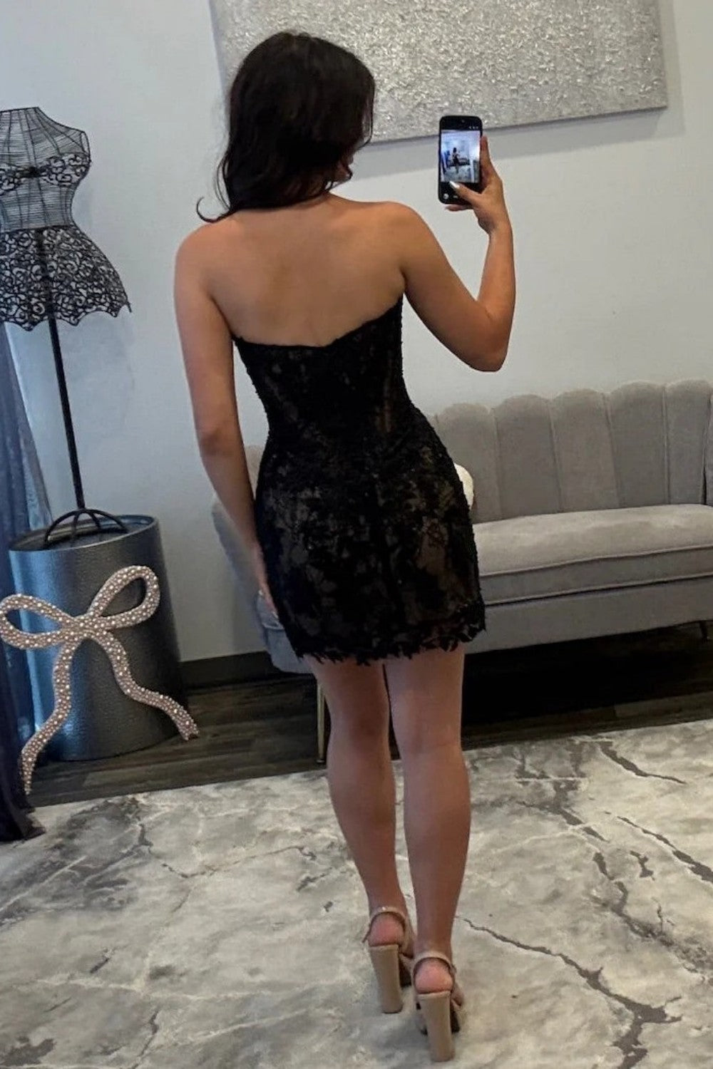 Stylish Bodycon Sweetheart Black Corset Short Homecoming Dress with Lace