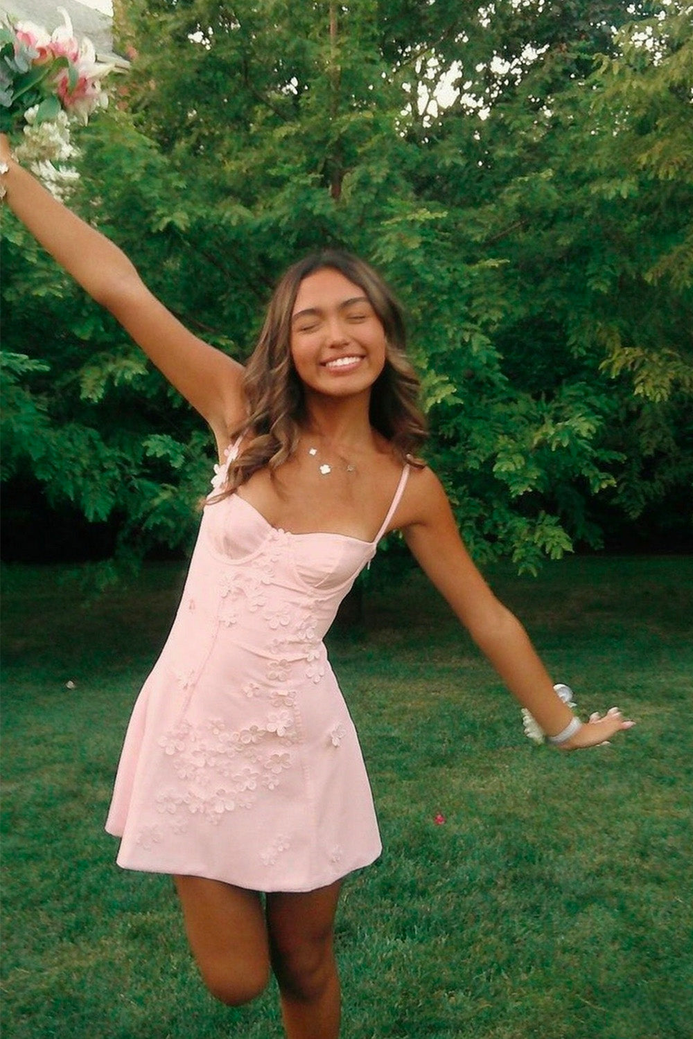 Stylish A Line Spaghetti Straps White Short Homecoming Dress with Appliques