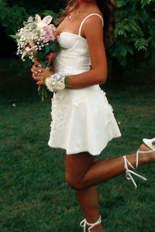 Stylish A Line Spaghetti Straps White Short Homecoming Dress with Appliques