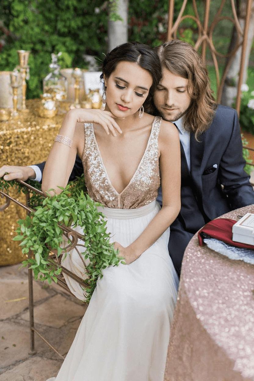 Summer Bowknot Sequined Open Back Sleeveless Plunging-Neck Long Beach Beach Wedding Dresses
