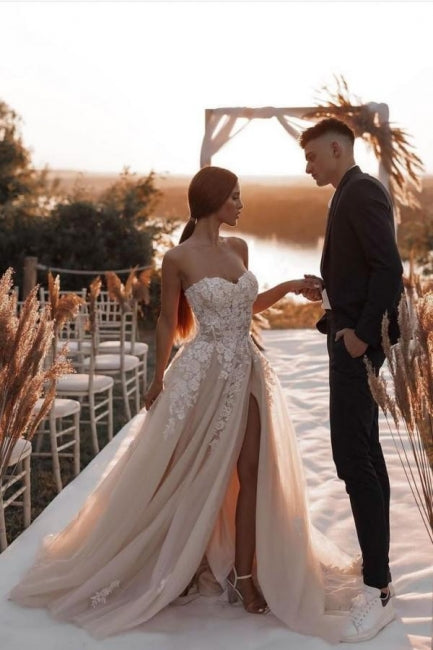Suzhoufashion Boho Champagne Tulle Beach Wedding Dresses With Slit A-Line Lace Sleeveless