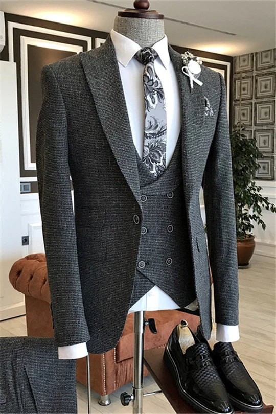 Suzhoufashion Dark Gray Peaked Lapel Three Piecess Business Men's Suits