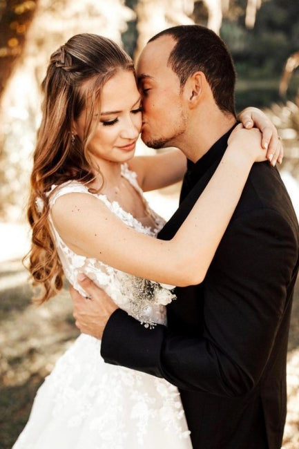Suzhoufashion Designer Boho V-neck Straps Beach Wedding Dresses With Lace Long A-Line