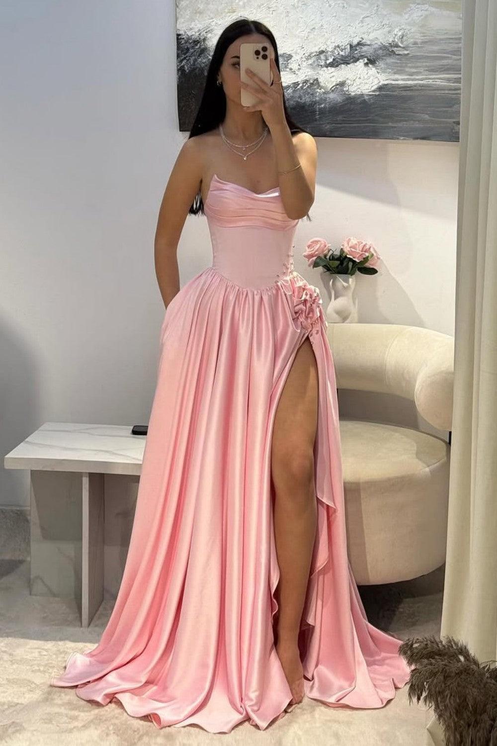 Suzhoufashion Pale Pink Satin Strapless Homecoming Dress With Rhinestone 3D Flower And High Slit Formal Evening Gown