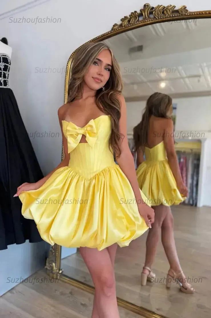 Suzhoufashion Sweetheart Ball Gown Homecoming Dress Corset Mini Cocktail Dress with Bowknot