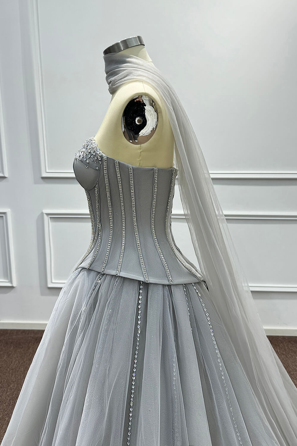 Grey Corset Dress A Line Sweetheart Tulle Prom Dress with Beadings and Rhinestones