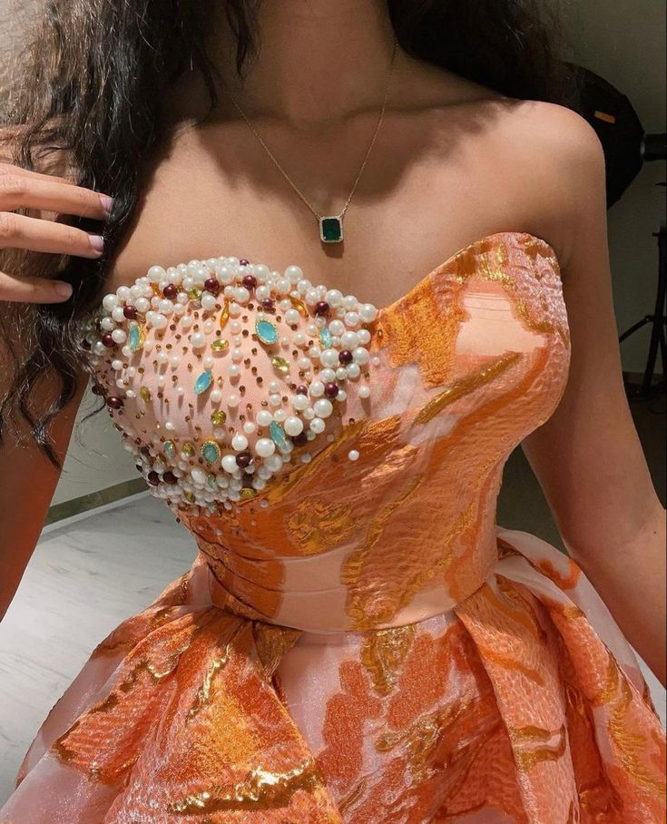 Luxurious Orange Tulle Print Floral Homecoming Dress Strapless Pearls Short Prom Dress - View 3 | VelvetHem