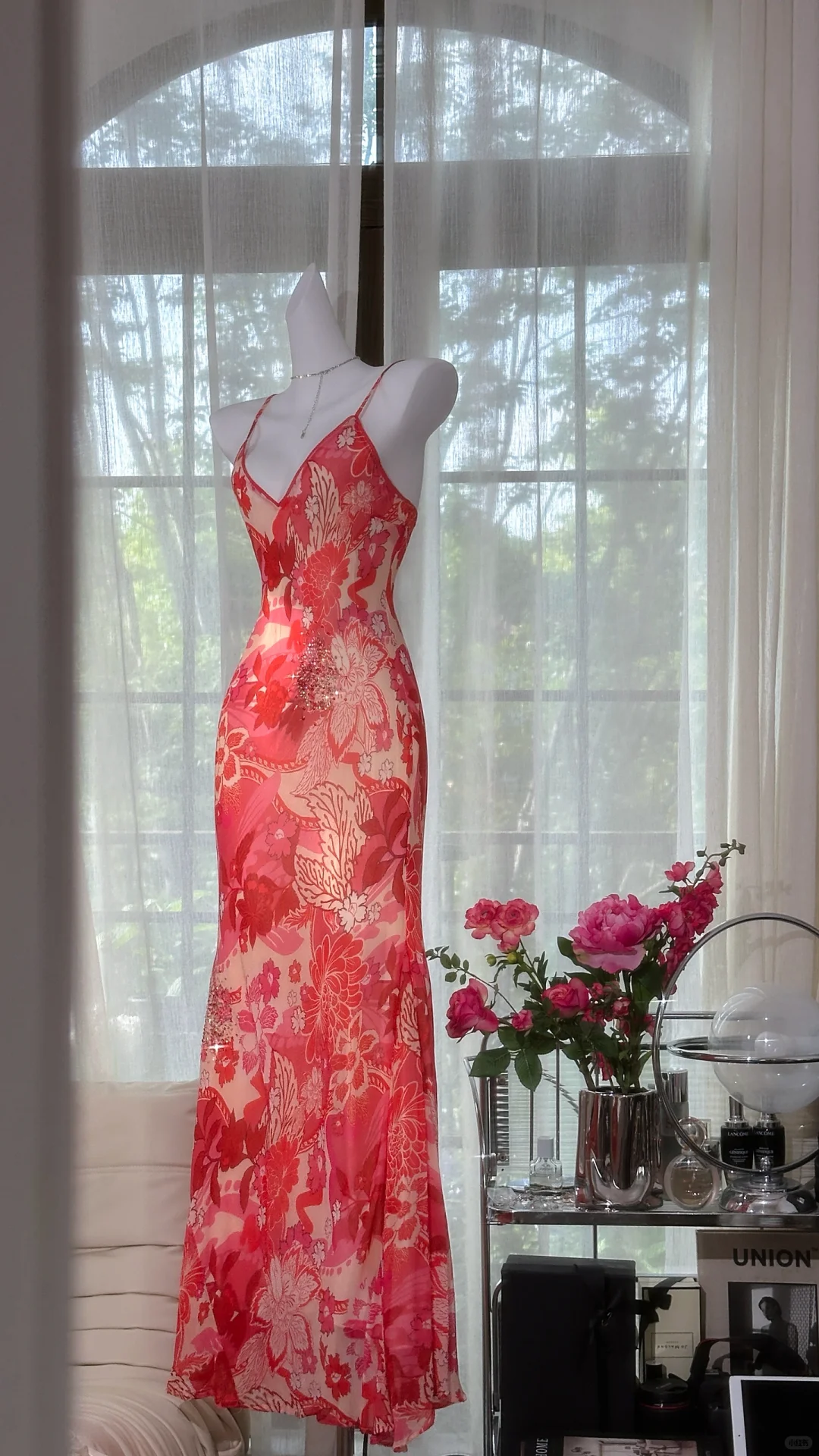 Pretty Spaghetti Straps V Neck Red Chiffon Print Floral Mermaid Evening Dress Long Birthday Prom Gown - View 2 | VelvetHem