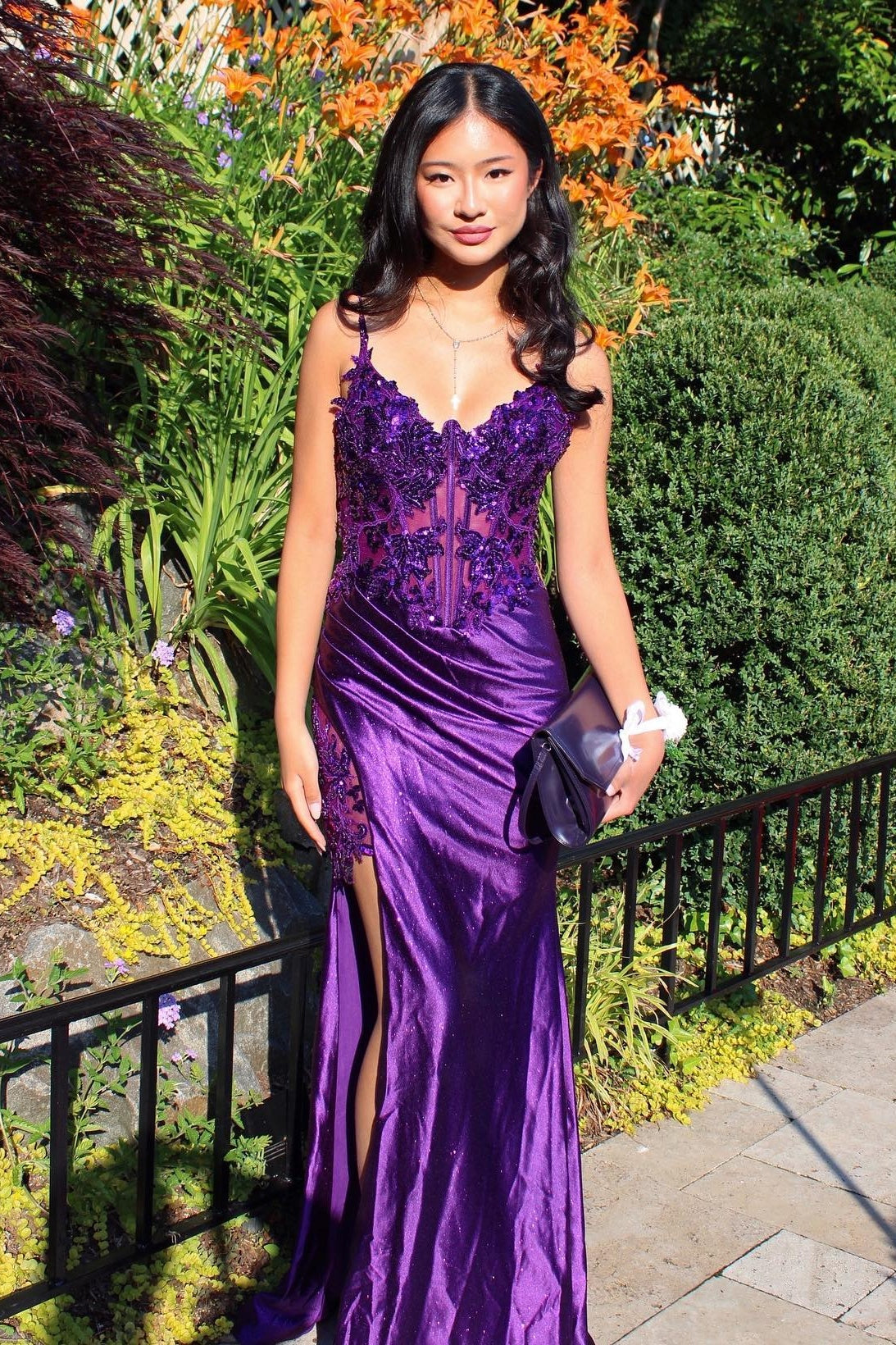 Chic Mermaid Spaghetti Straps Purple Corset Prom Dress with Appliques - VelvetHem