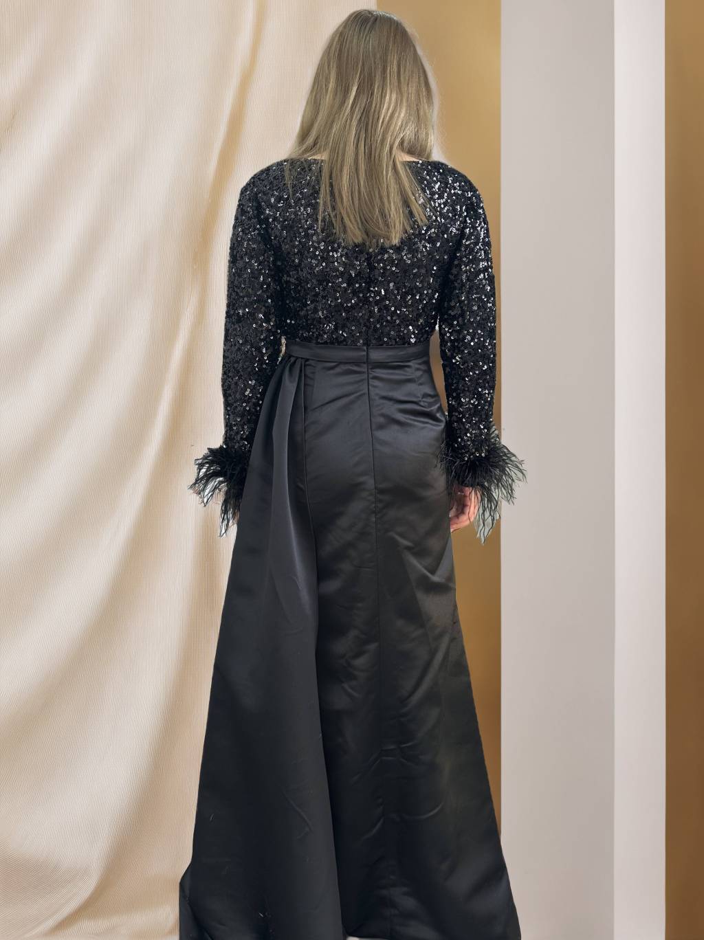 Trumpet Mermaid V Neck Satin Mother of the Bride Gown with Feather Glitter and Ruched Long Sleeves