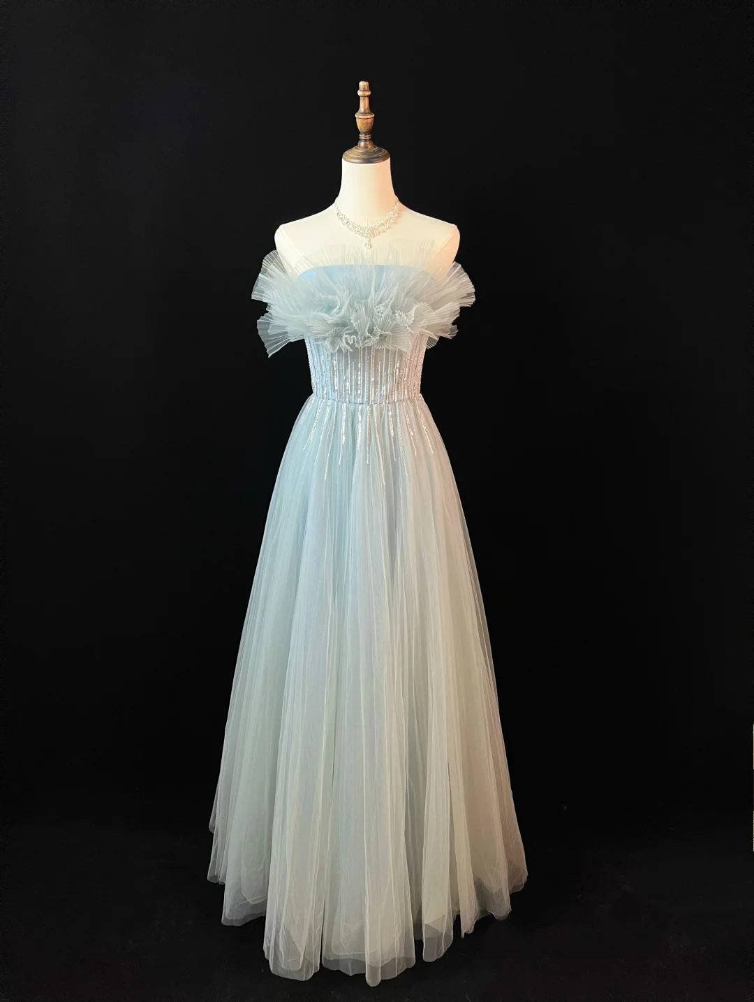 Elegant Blue Tulle Sequins Beaded ALine Prom Dress Evening Dress Y8646 - VelvetHem