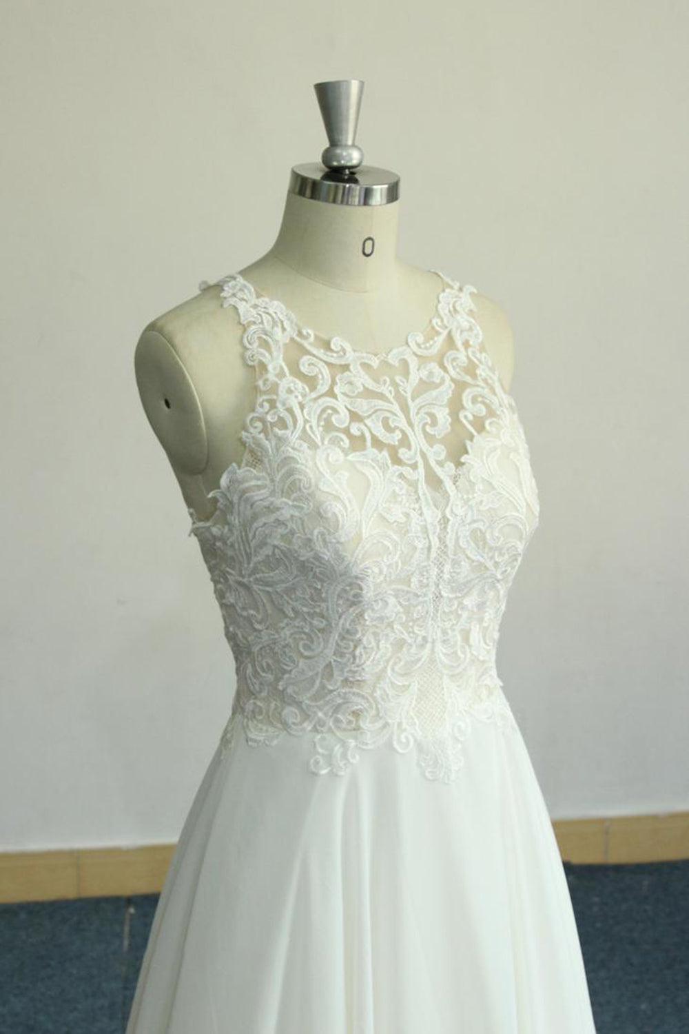 Unique White Jewel Sleeveless Wedding Dress | Appliques Chiffon Bridal Gowns