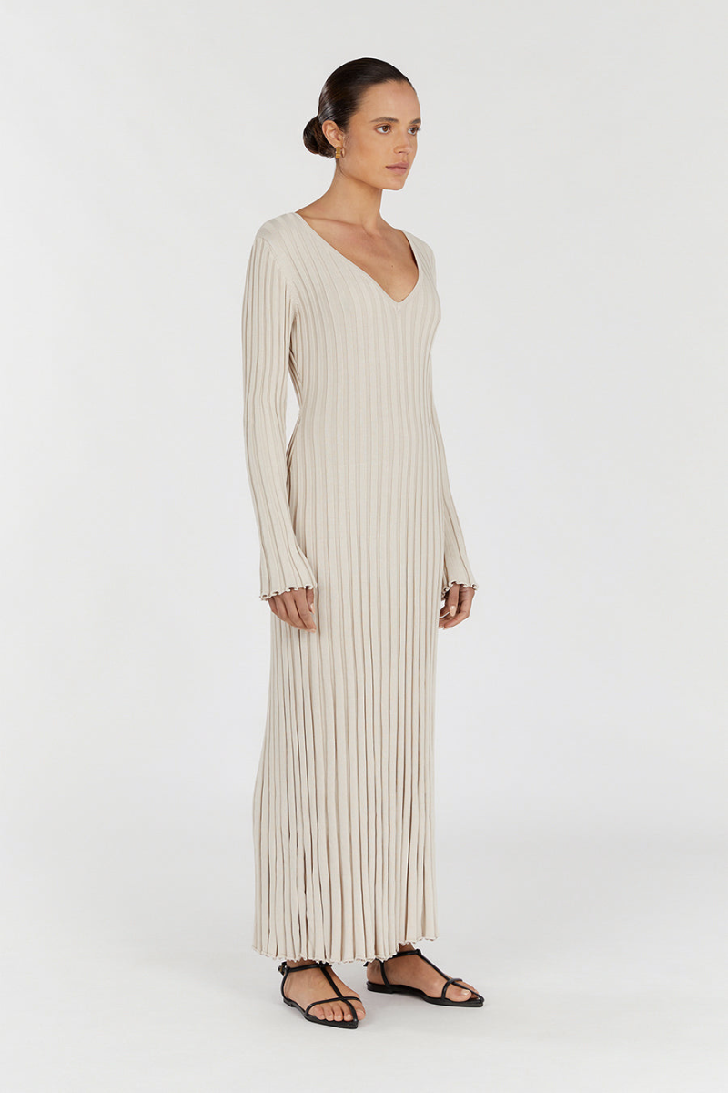 Verónica Minimalist Midi Dress with V Neck and Knitted Sleeves Elevated Occasion Wear