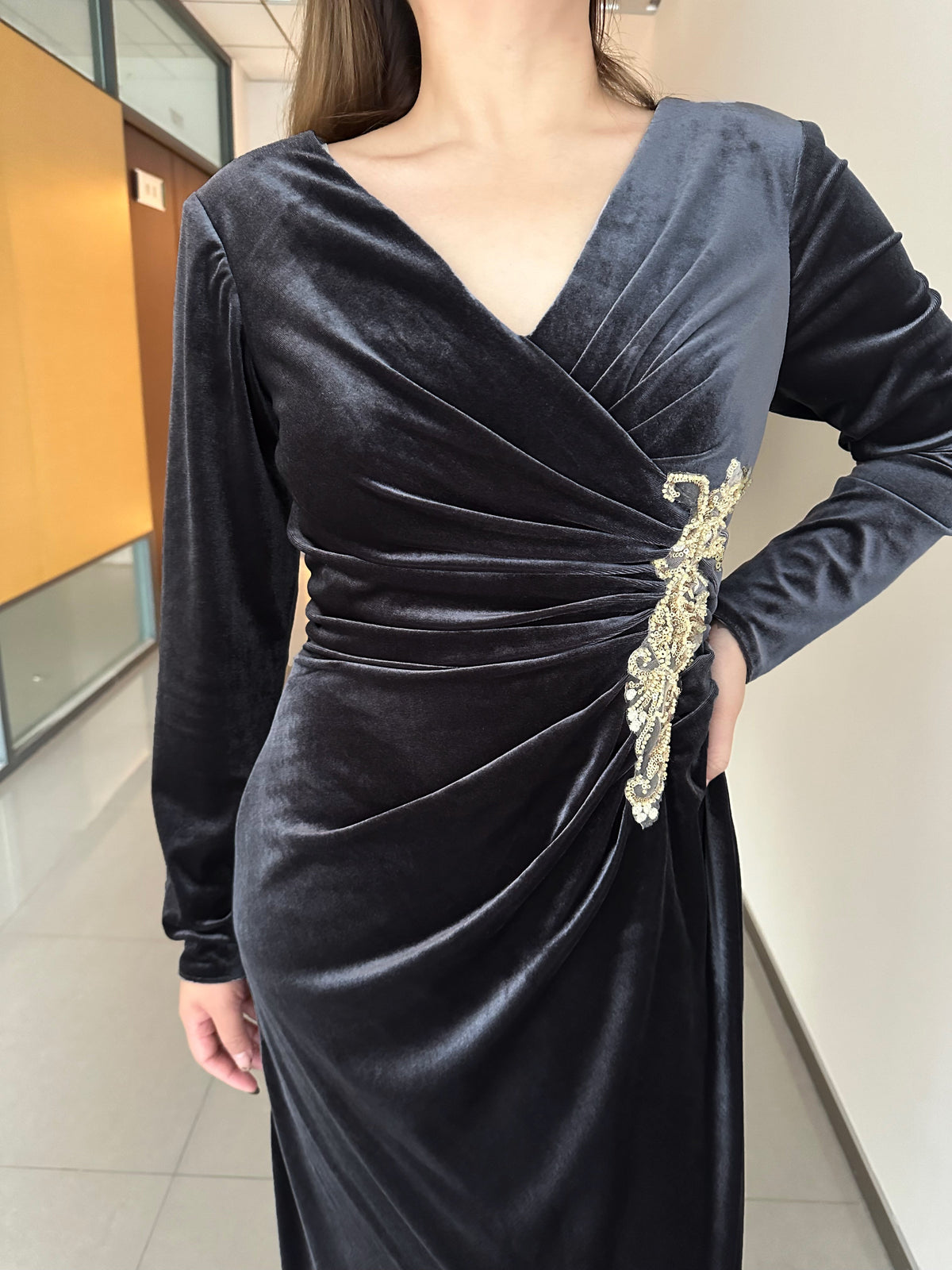 V Neck A Line Long Velvet Mother of the Bride Dress with Ruffled Long Sleeves