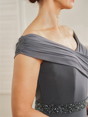 V Neck Ruched Sheath Column Mother of the Bride Dress with Beading