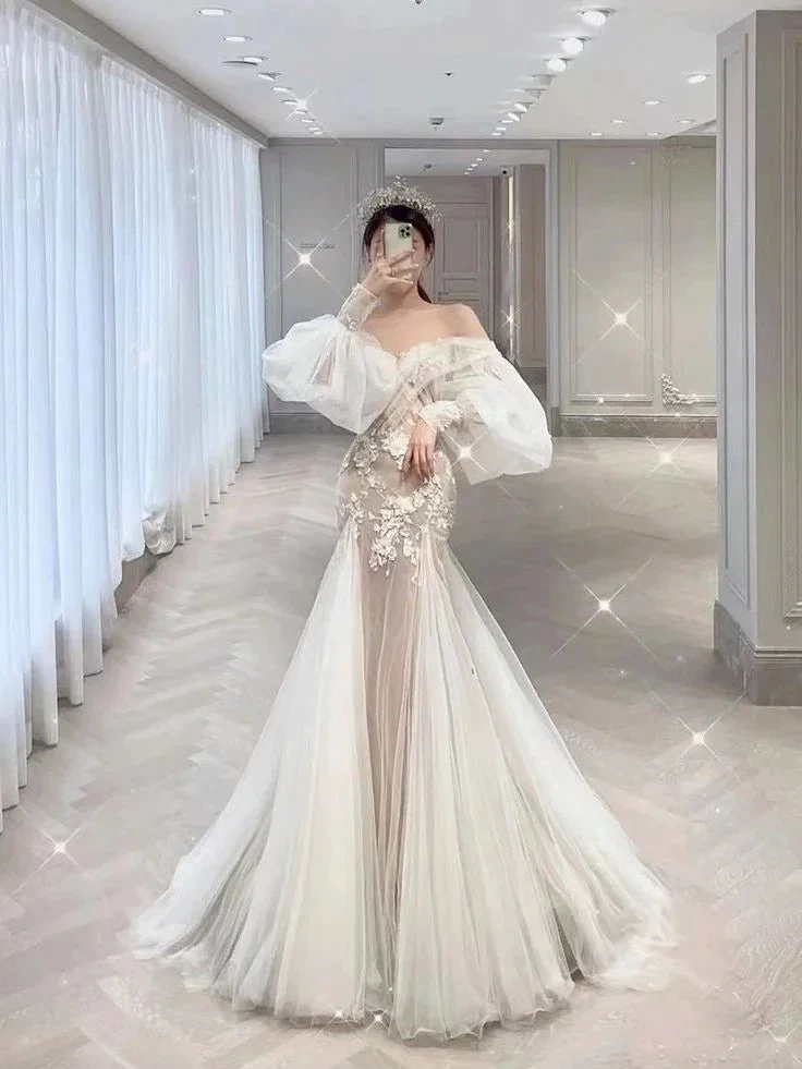 Popular Mermaid Lace Wedding Dresses, Bubble Sleeve Newest Bridal Gowns, Elegant Wedding Dresses (ZD13657) - VelvetHem