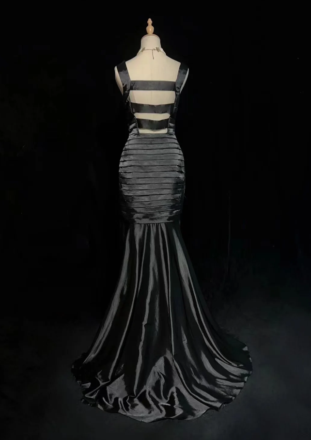 Fashion Black Satin Pleated Mermaid Long Evening Dress Wedding Guest Dress - View 3 | VelvetHem