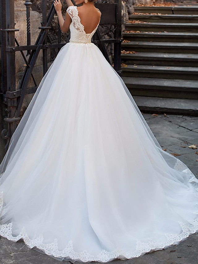 Vintage A-Line Wedding Dress Bateau Lace Cap Sleeve Glamorous Bridal Gowns Illusion Detail Backless with Sweep Train