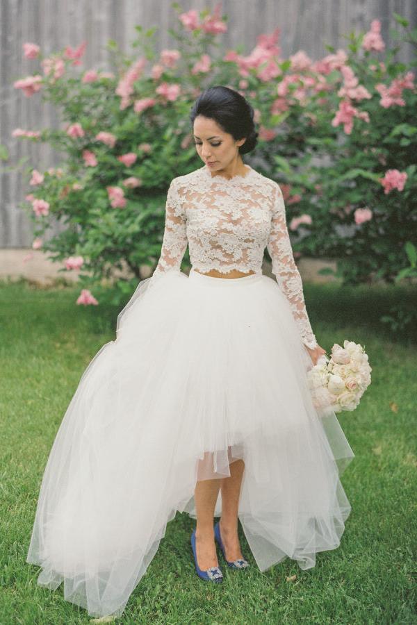 Vintage A-line Tulle Long Sleeve Bridal Gowns New Arrival Lace Sweep Train Beach Wedding Dress