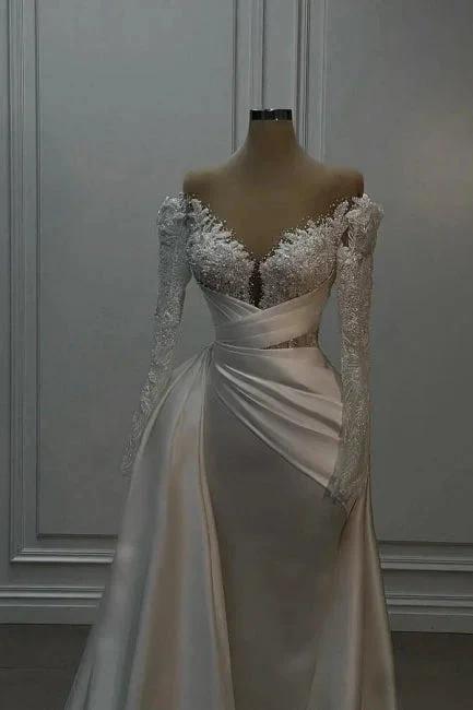 Vintage Long White A-line Off-the-shoulder Lace Beading Wedding Dress with Long Sleeves (ZD15617)