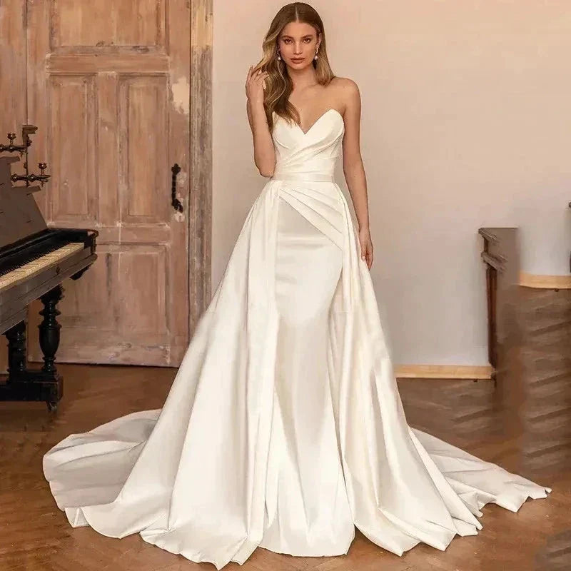 Vintage Spaghetti Straps Wedding Dresses V Neck Sexy Ball Gowns A Line Smooth Pleat Satin Long Court Train Formal Bridal Party by payinti