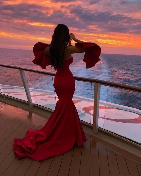 Chic Burgundy Mermaid Strapless Satin Prom Dresses Long Party Evening Dress Y7993 - VelvetHem