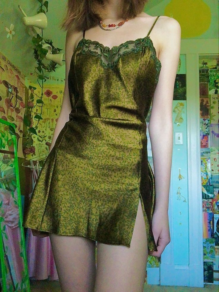 Olive Green Spaghetti Straps Satin Print Floral Slit Homecoming Dress Vintage Short Prom Dress