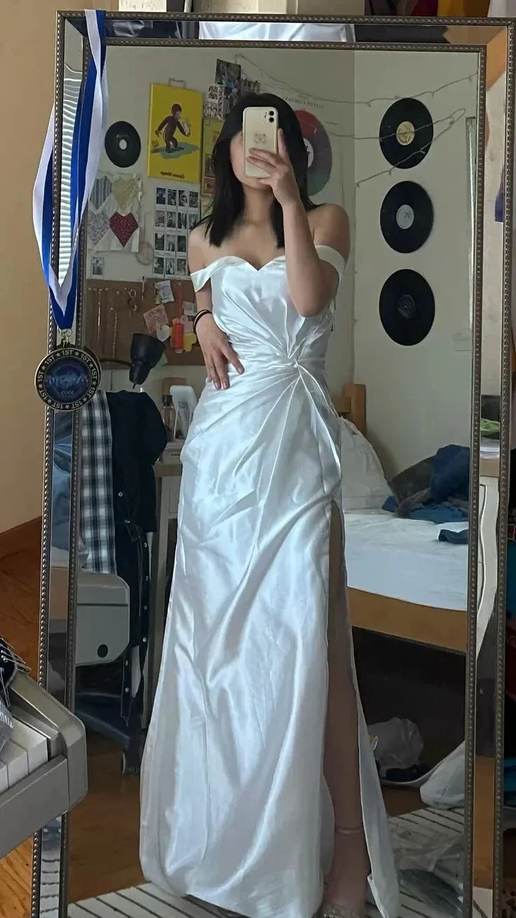 Stunning Off The Shoulder White Wedding Dress,White Bridal Dress (ZD13676)