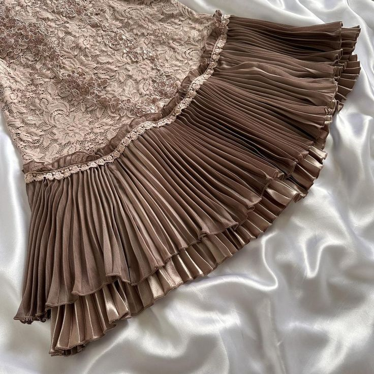 Brown Vintage Lace Beading Pleated Birthday Party Dress Short Homecoming Dress