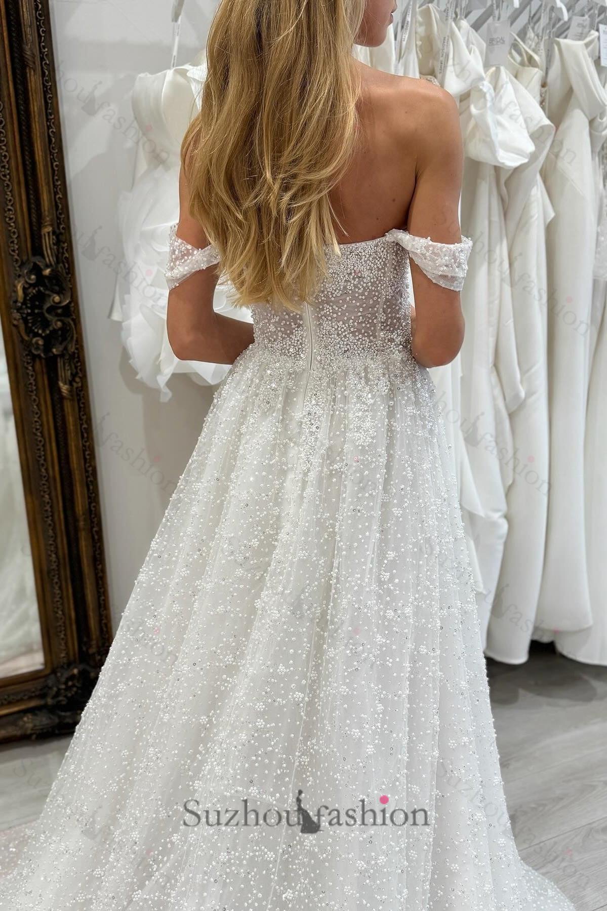White Beach Wedding Dress A Line Strapless Off The Shoulder Sleeveless Beaded Chapel Train Tulle Bridal Gown With Pearls