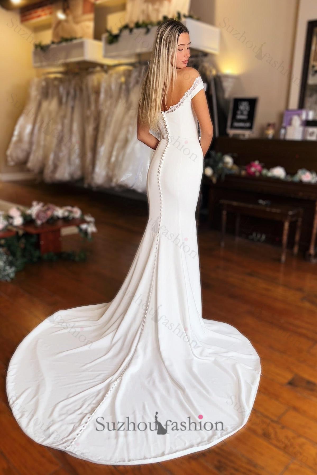 White Beach Wedding Dress Mermaid Strapless Off The Shoulder Front Split Long Satin Bridal Gown With Lace