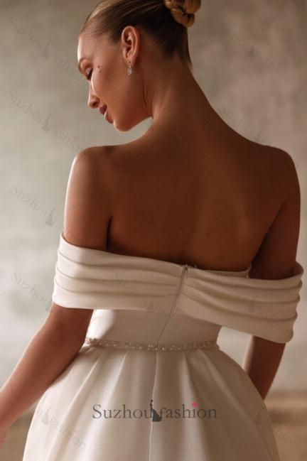 White Beach Wedding Dress Mermaid Sweetheart Off The Shoulder Sleeveless Panel Train Satin Bridal Gown With Pearls