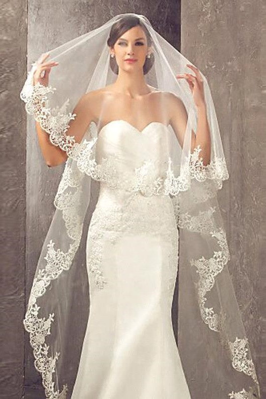 White Long Wedding Veil with Lace