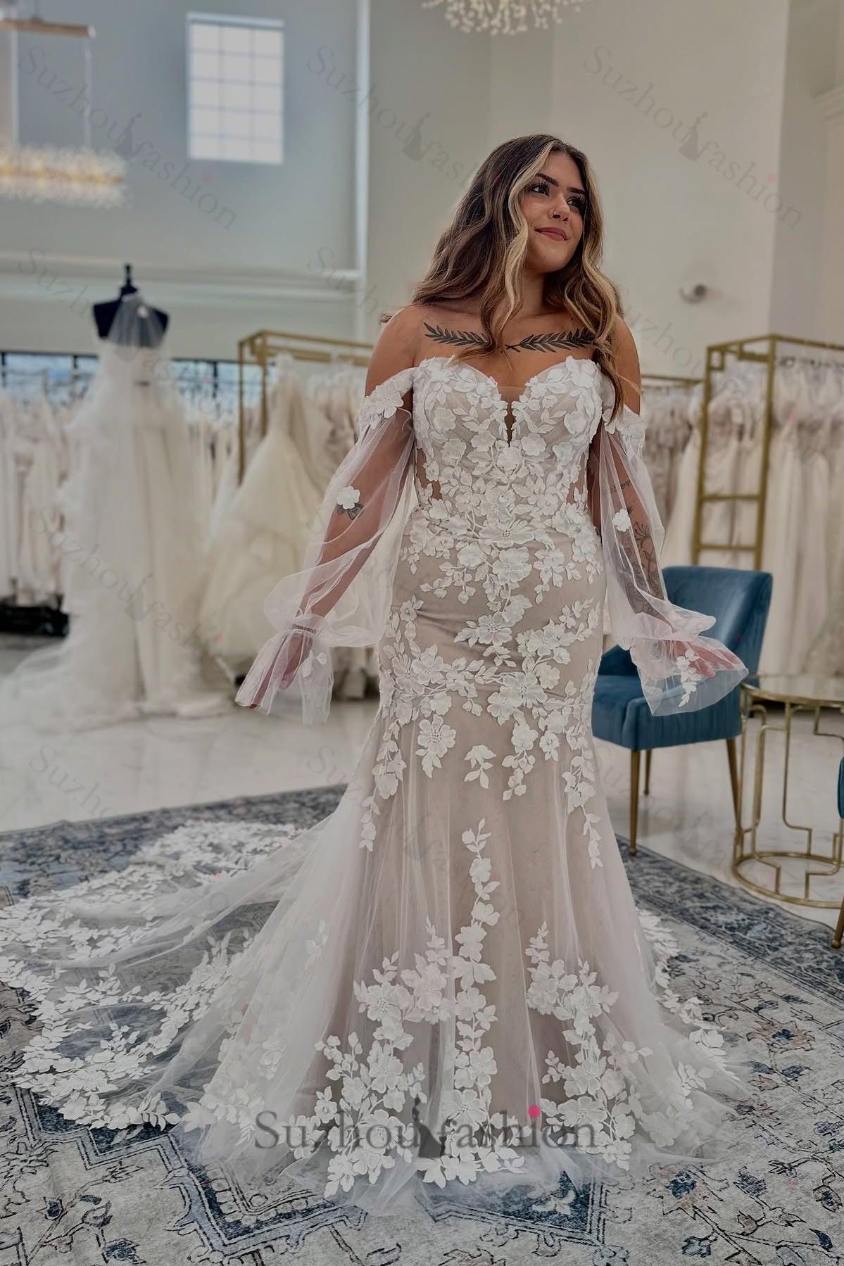 White Wedding Dress Lace Mermaid Sweetheart Sleeveless Sweep Train Tulle Bridal Gown With Appliques