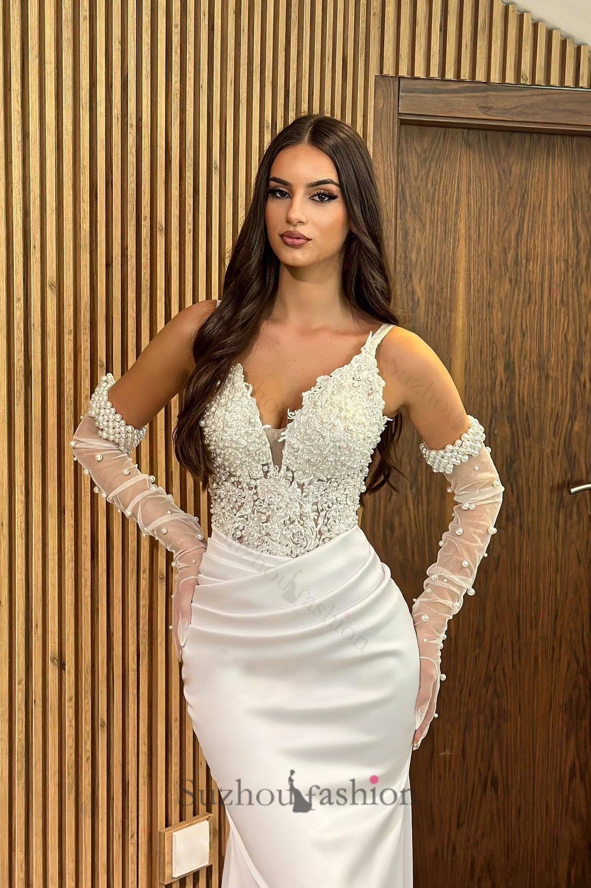 White Wedding Dress Mermaid V Neck Spaghetti Strap Lace Sleeveless Beaded Long Satin Bridal Gown With Pearls
