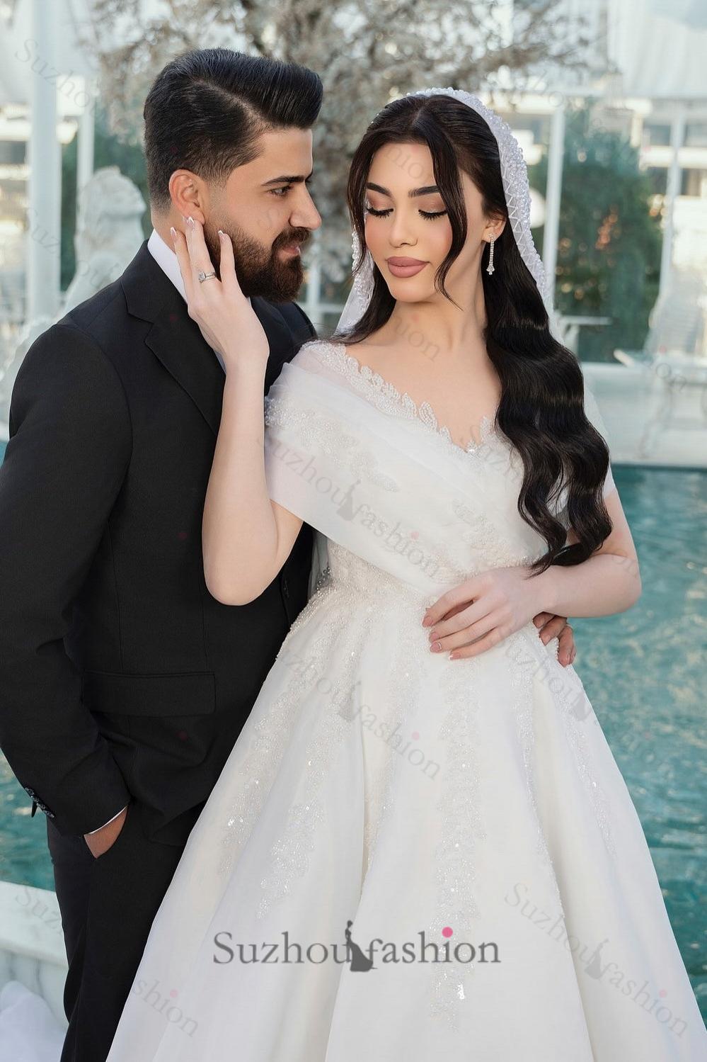 White Wedding Dress V Neck Off The Shoulder Sleeveless Sequined Long Chiffon Bridal Gown With Appliques
