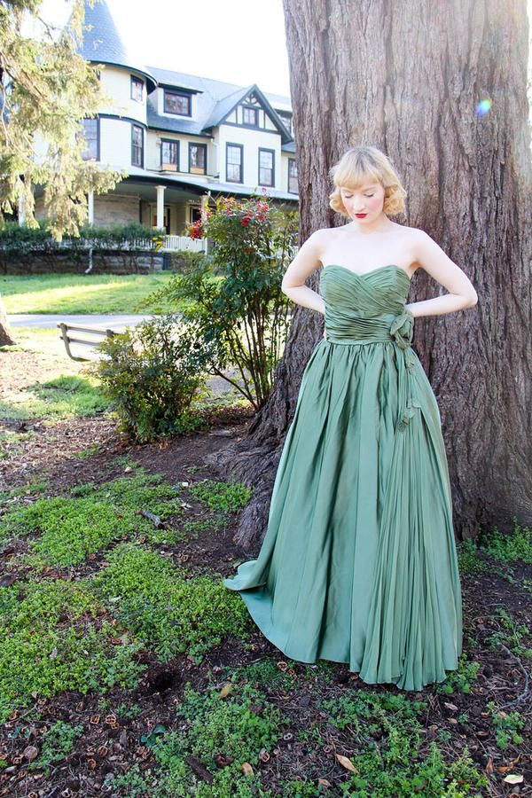 Green sweetheart pleated evening prom dresses - VelvetHem