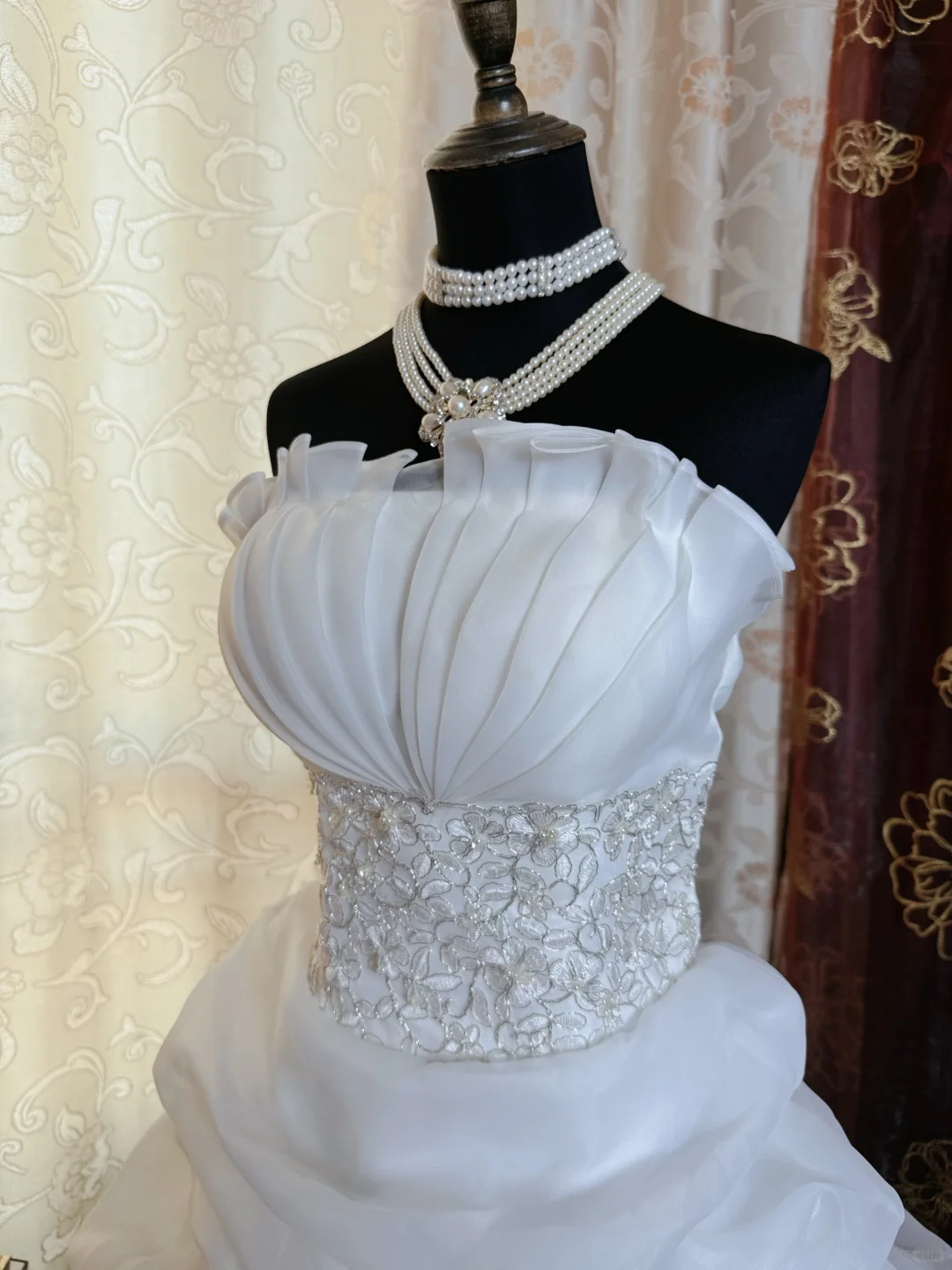 Classy Strapless White Tulle Pleated Sheath Short 19th Birthday Outfits Homecoming Dress