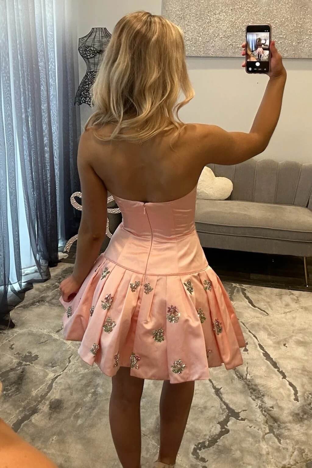 Suzhoufashion Halter Pearl Beaded Tiered Homecoming Dresses Mini Cocktail Dresses