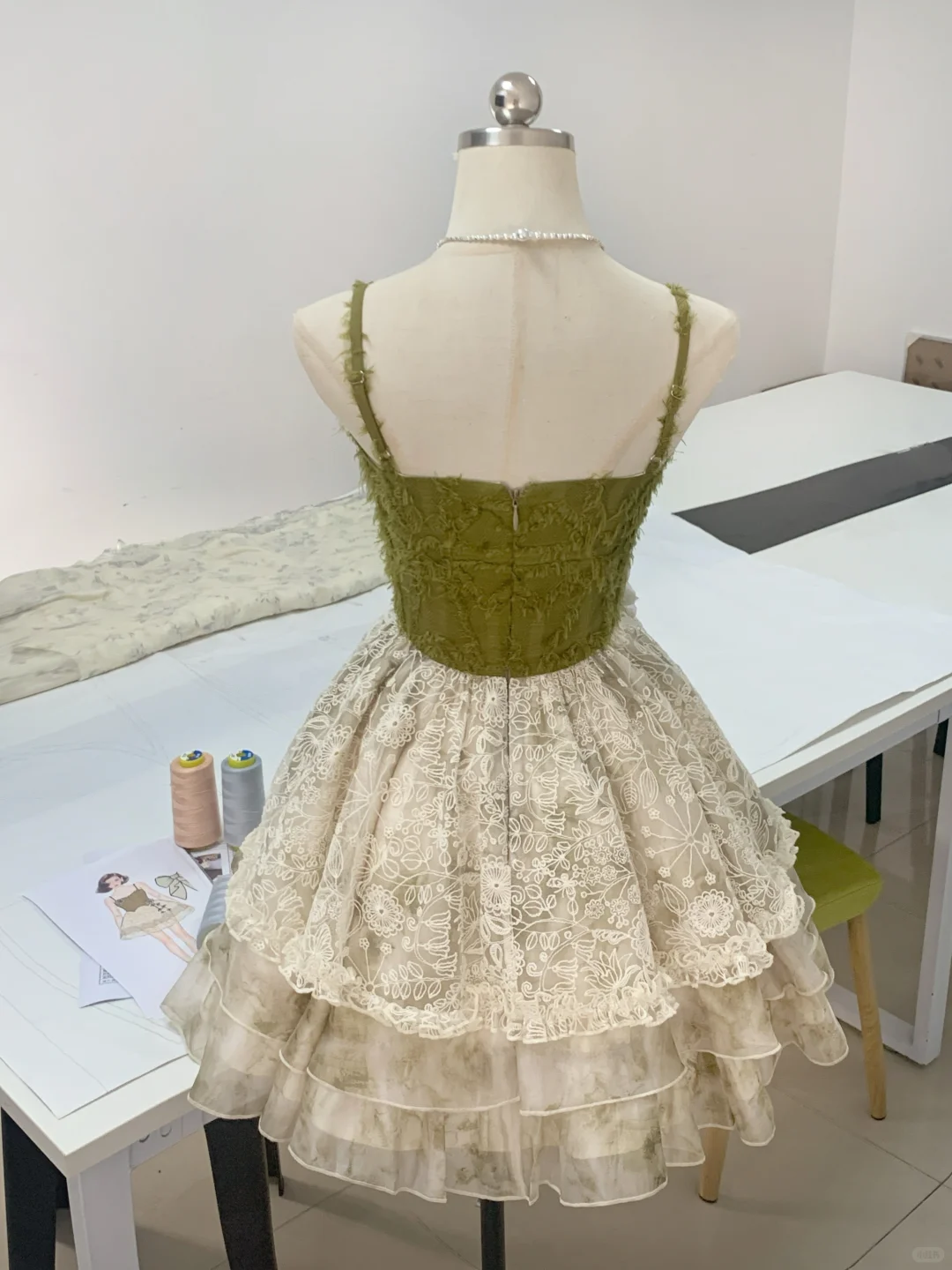 Vintage Olive Green Lace A Line Short Homecoming Dress 20th Birthday Outfits