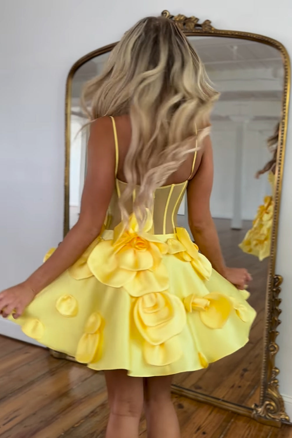 Yellow Homecoming Dresses Corset A Line Short Cocktail Dresses With 3D Flowers