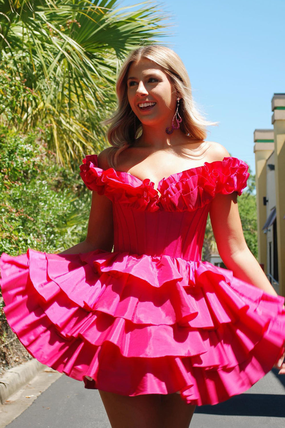Yellow Homecoming Dresses Off The Shoulder Corset Short Cocktail Dresses With Ruffles