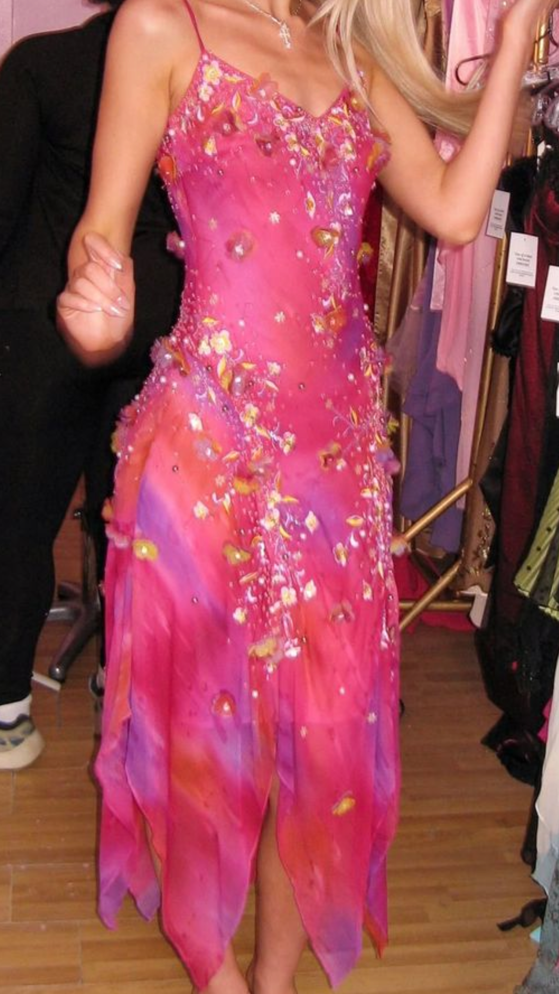 Pretty Pink Spaghetti Straps Pink V Neck Chiffon Beaded Appliques Mermaid Party Dress Evening Dress